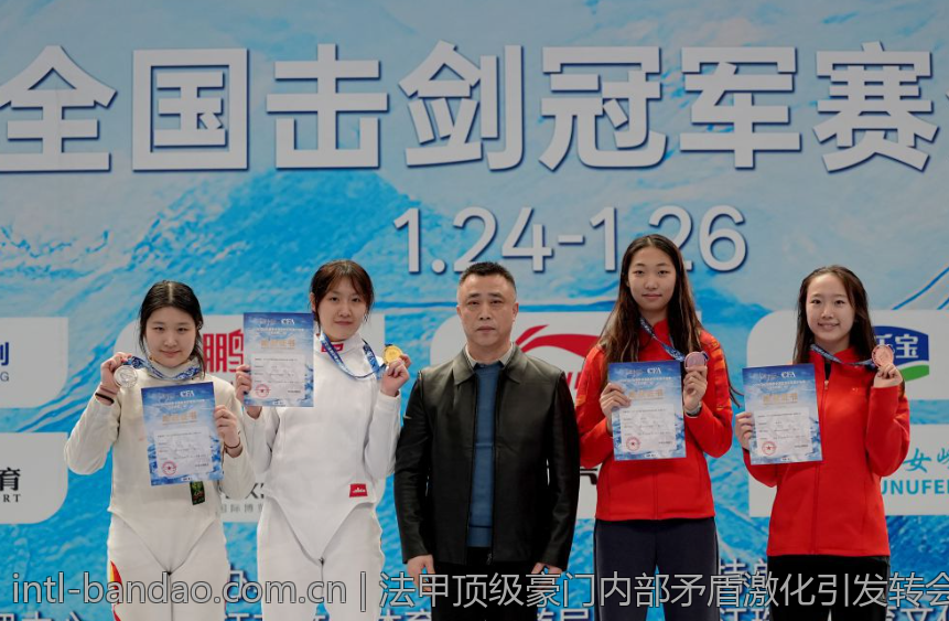 法甲顶级豪门内部矛盾激化引发转会潮